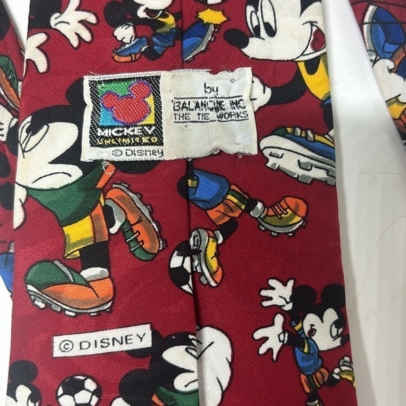 Vintage mickey mouse soccer tie - Picture 5 of 6